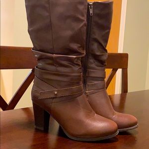 Brown Vienna boots